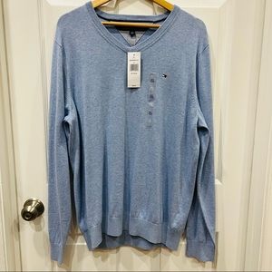 Tommy Hilfiger sweater
